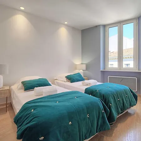 Stunning A C 6p With Sea View - Apartment Cannes