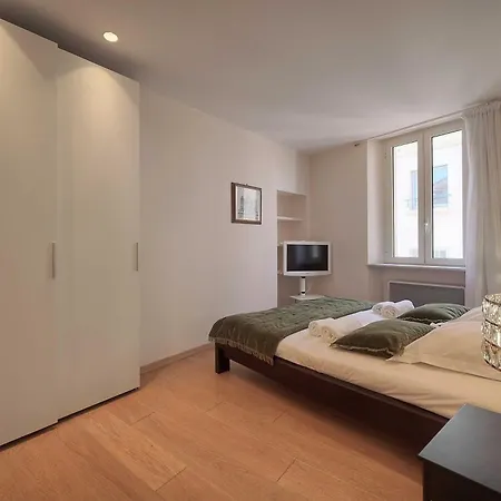 Daire Stunning A C 6p With Sea View -