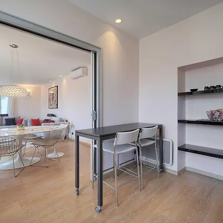 Stunning A C 6p With Sea View - Appartement *