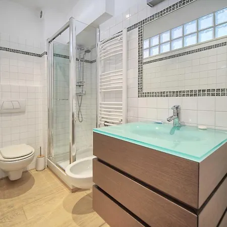 Stunning A C 6p With Sea View - *