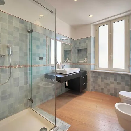 Stunning A C 6p With Sea View - Cannes